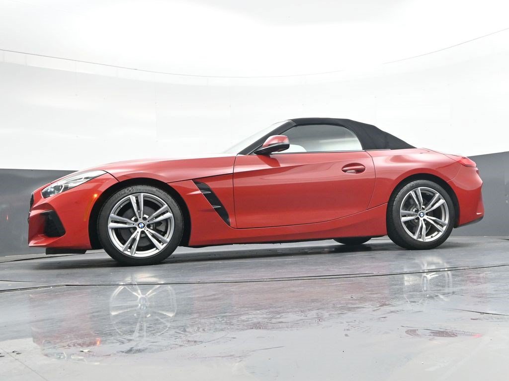 Used 2019 BMW Z4 sDrive30i w/ M Sport Package RWD image 31