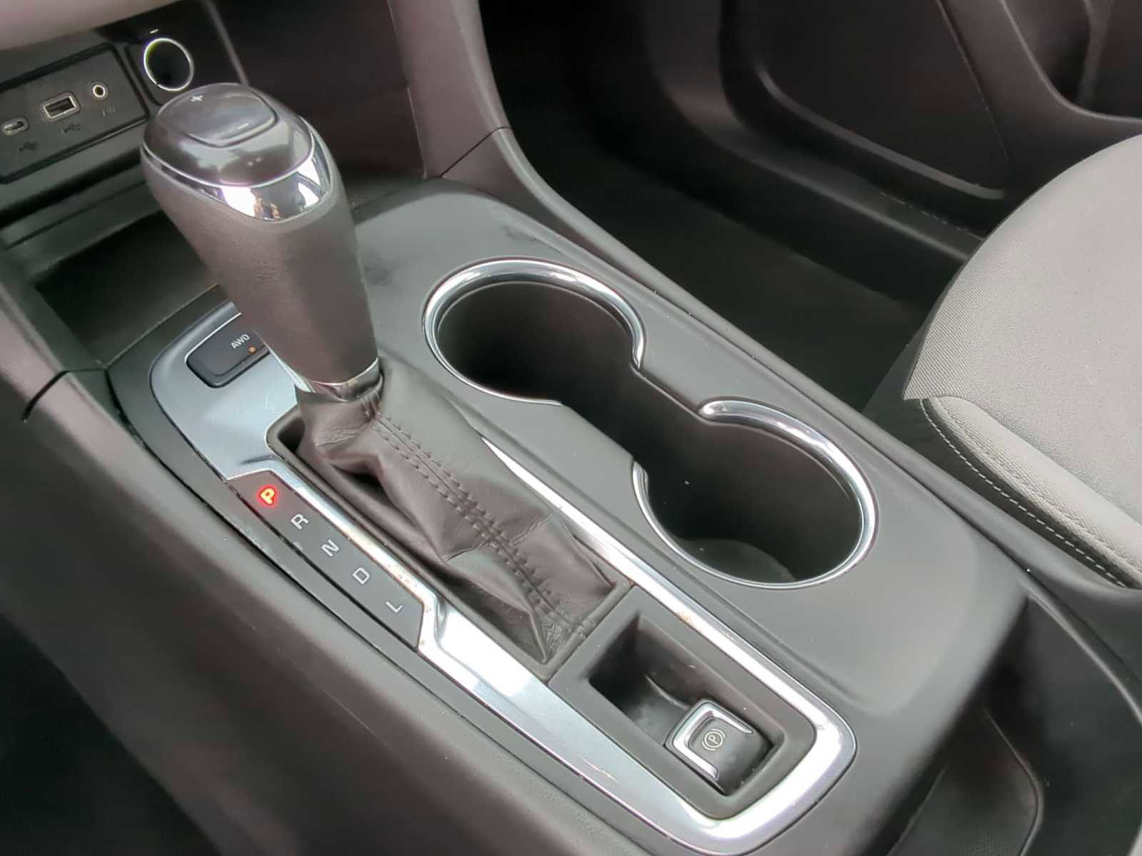 Used 2020 Chevrolet Equinox LS image 15