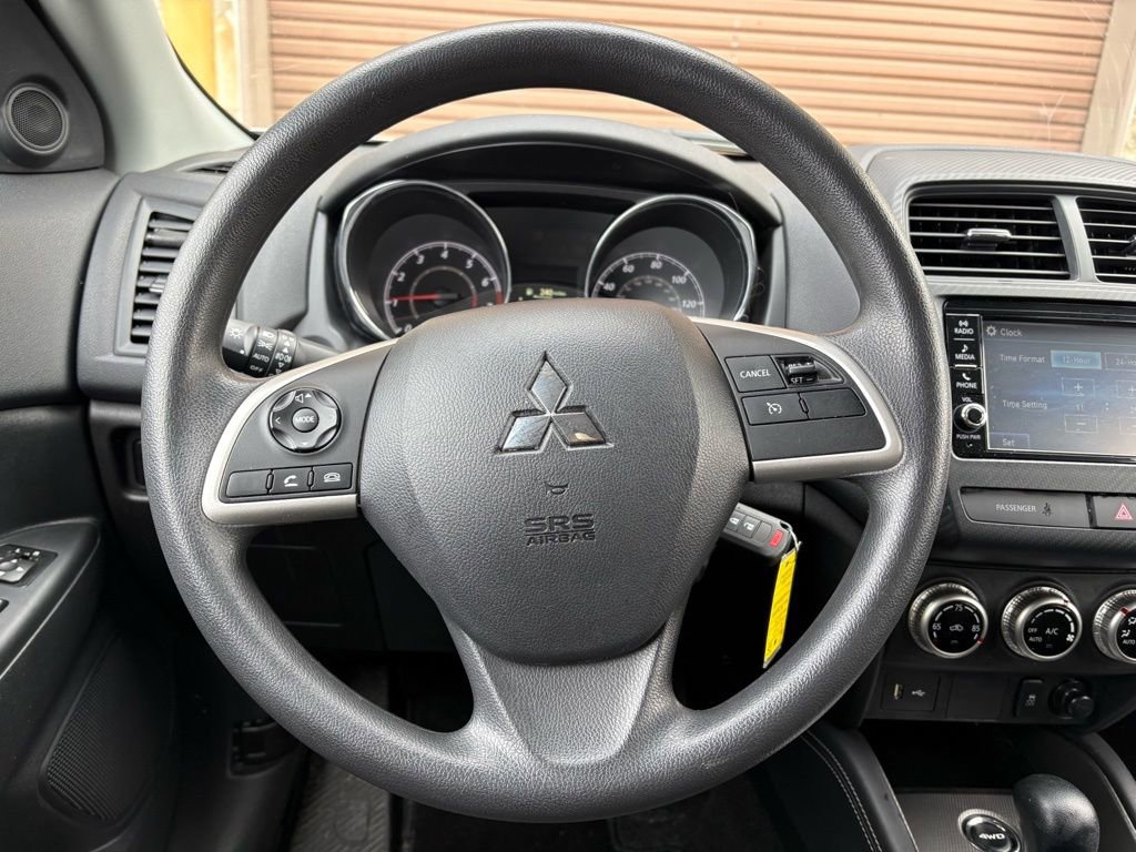 Used 2025 Mitsubishi Outlander Sport ES image 23