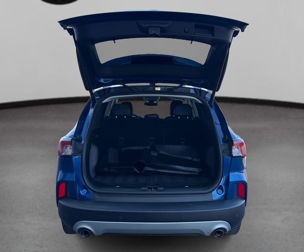 Used 2022 Ford Escape Titanium image 11