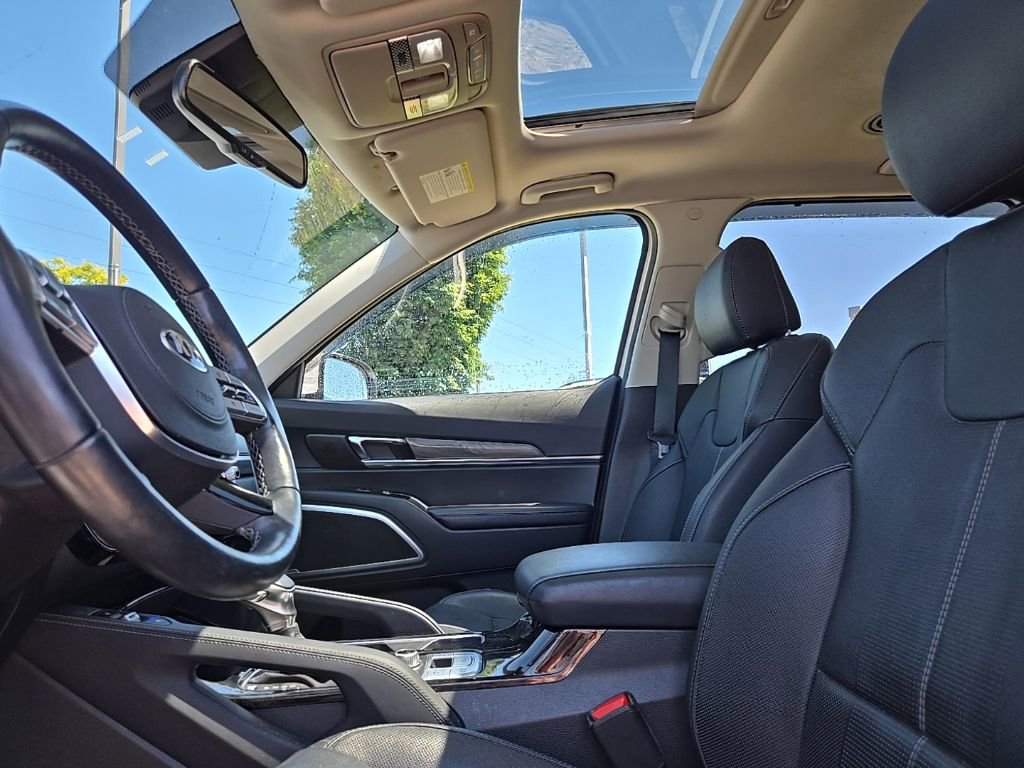 Certified 2021 Kia Telluride EX w/ EX Premium Package AWD/4WD image 34