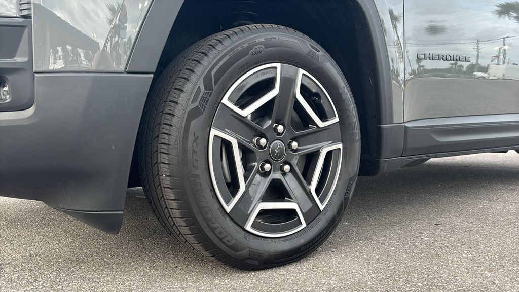 New 2026 Jeep Cherokee Laredo AWD/4WD image 10