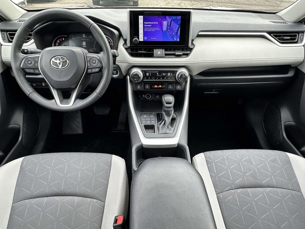 Used 2024 Toyota RAV4 XLE w/ Convenience Package image 15