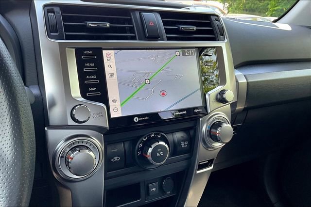 Used 2023 Toyota 4Runner SR5 AWD/4WD image 15