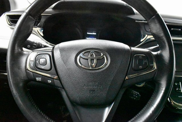 Used 2014 Toyota Avalon Limited image 21