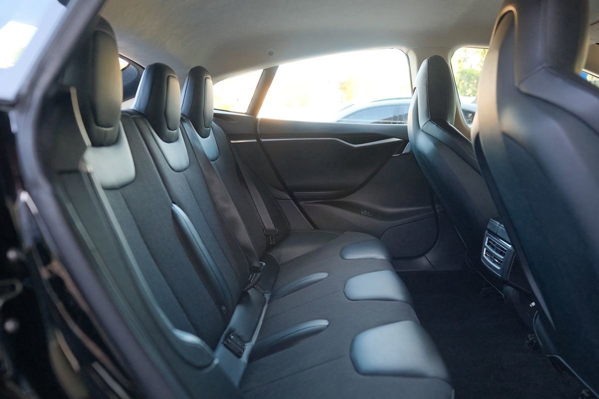 Used 2016 Tesla Model S 75 image 32