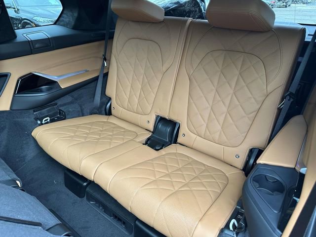 New 2026 BMW X7 xDrive40i w/ M Sport Package image 8