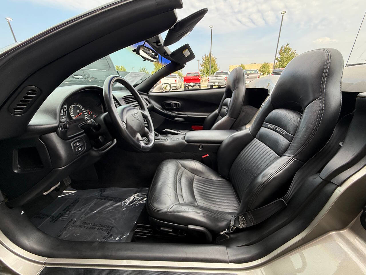 Used 2000 Chevrolet Corvette Convertible w/ Memory Pkg image 19