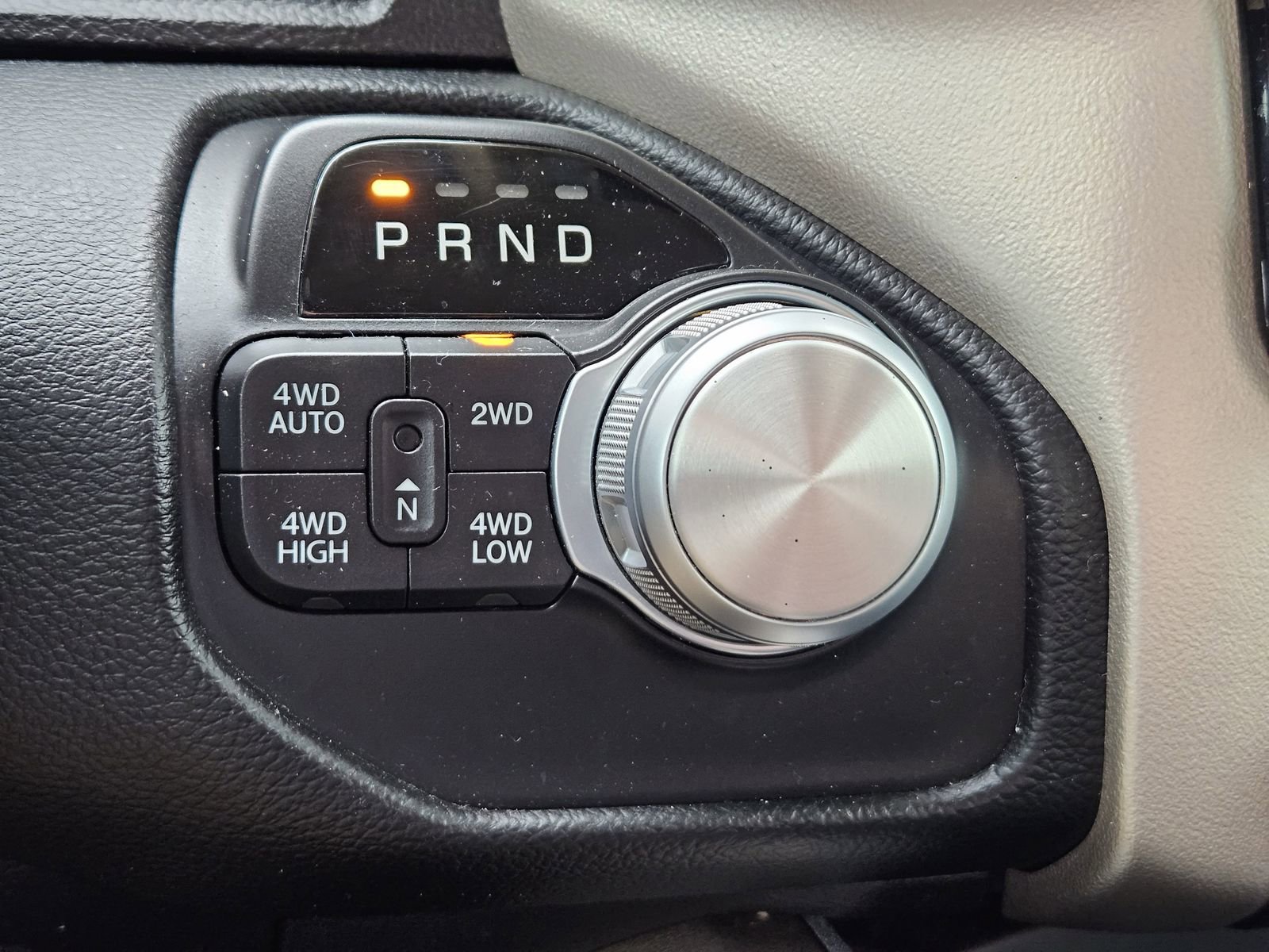 Used 2019 RAM 1500 Laramie image 24