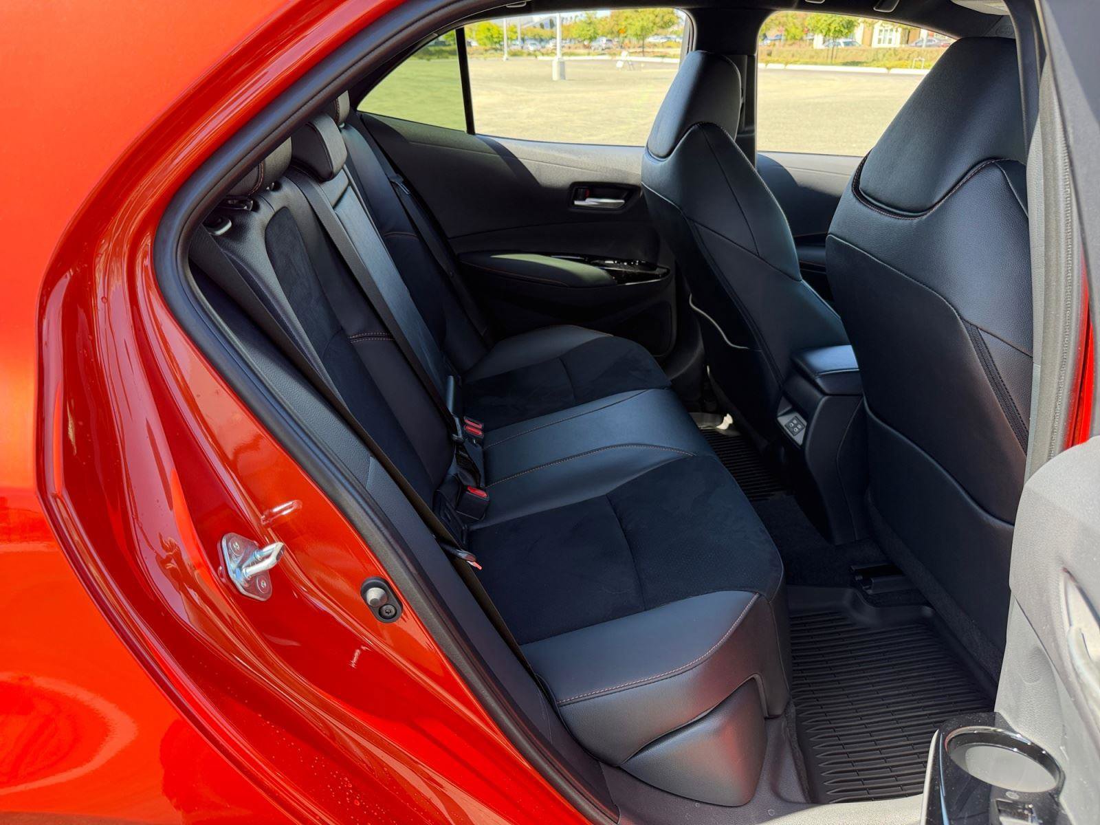 New 2026 Toyota Corolla SE FWD image 18