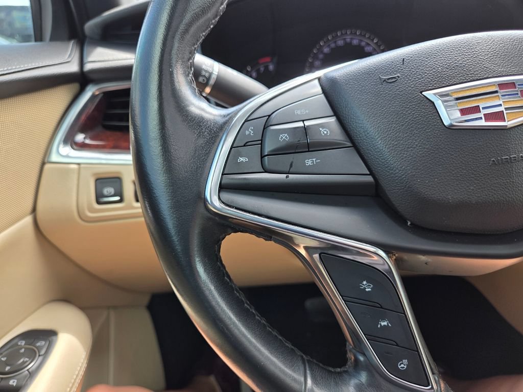 Used 2019 Cadillac XT5 Luxury FWD image 13
