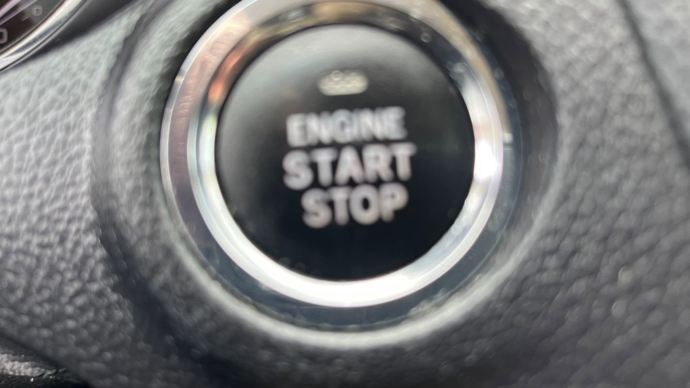 Used 2017 Subaru Outback 2.5i Limited AWD/4WD image 18