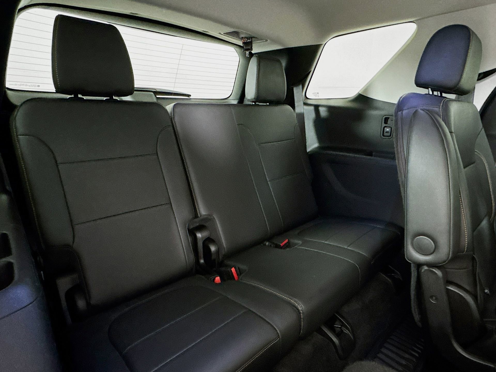 Used 2020 Chevrolet Traverse Premier image 29