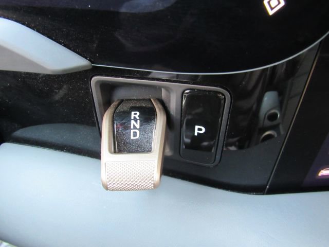 Used 2022 Porsche Taycan 4S image 42