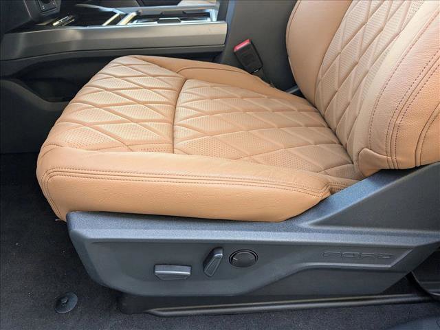 New 2026 Ford F250 Lariat w/ FX4 Off-Road Package image 4