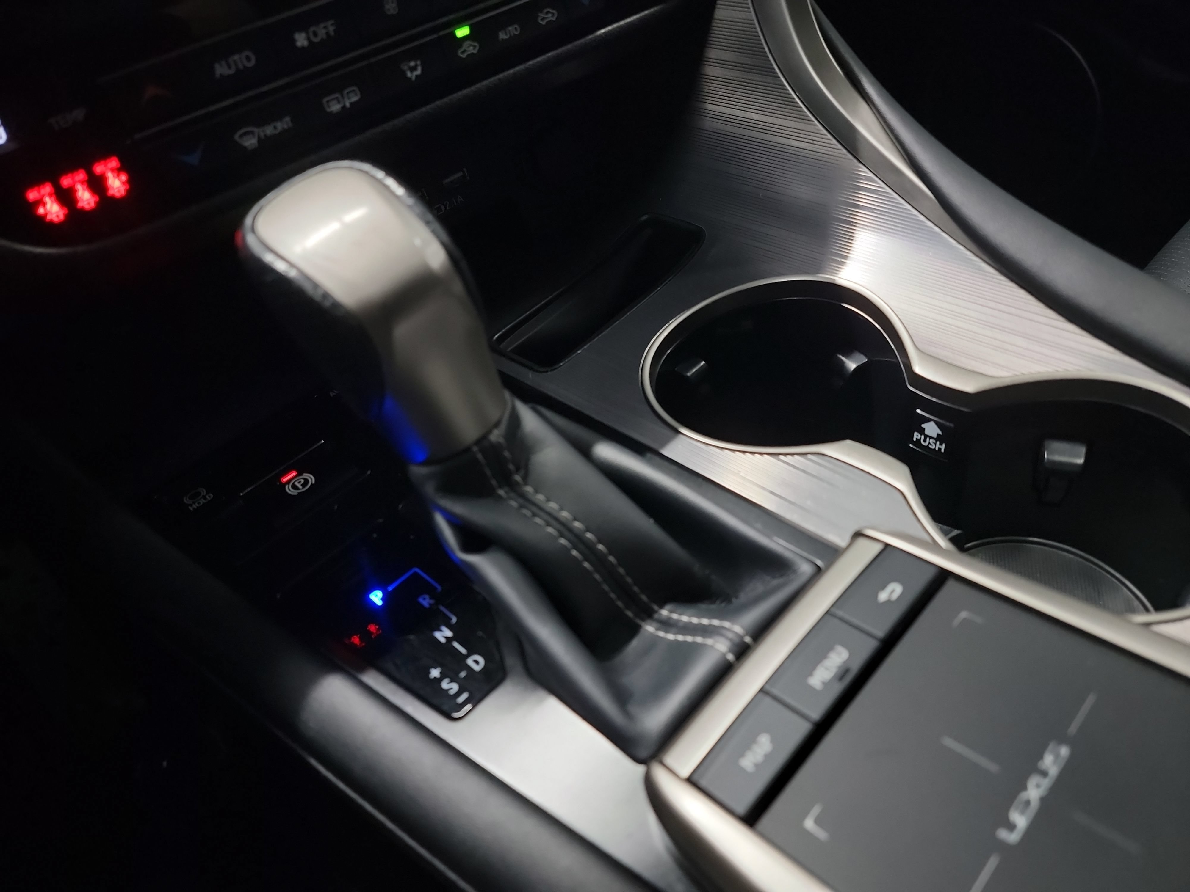 Used 2020 Lexus RX 450h F Sport w/ Accessory Package AWD/4WD image 27