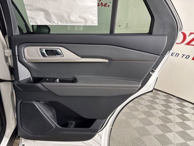 New 2026 Ford Explorer Active w/ Active Comfort Package image 25