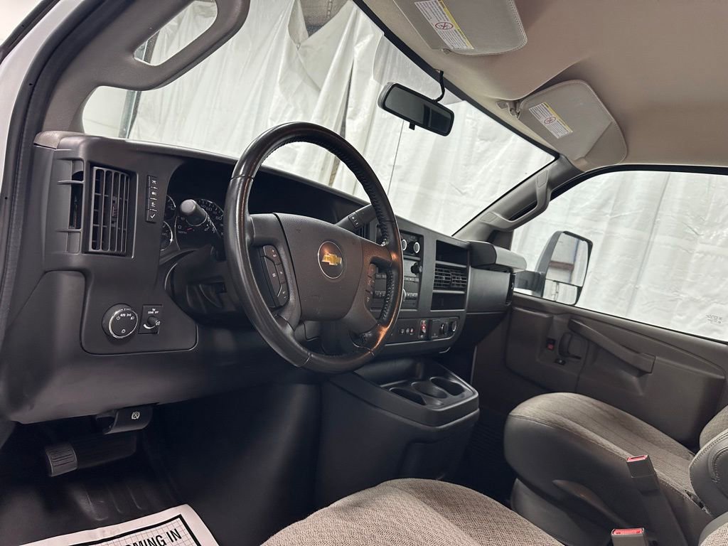 Used 2022 Chevrolet Express 3500 w/ Power Convenience Package image 16