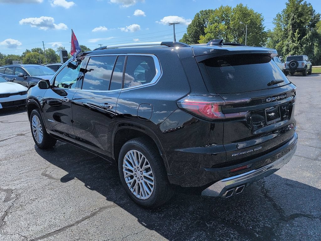 Used 2024 GMC Acadia Denali AWD/4WD image 5
