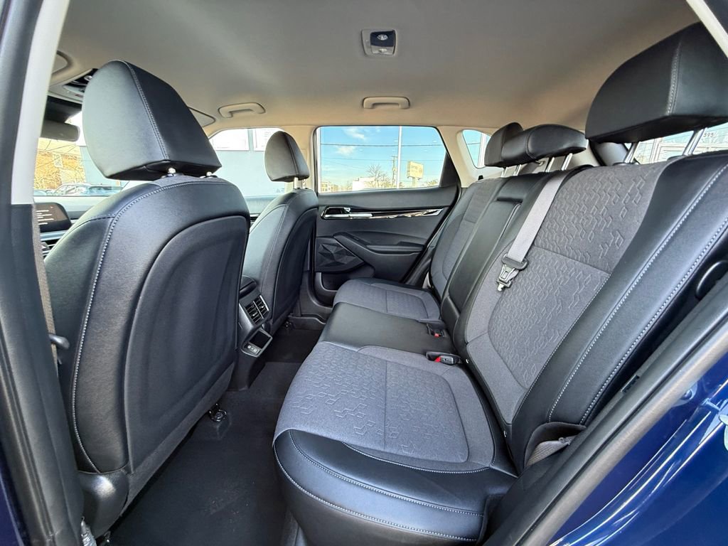 Certified 2024 Kia Seltos S image 24