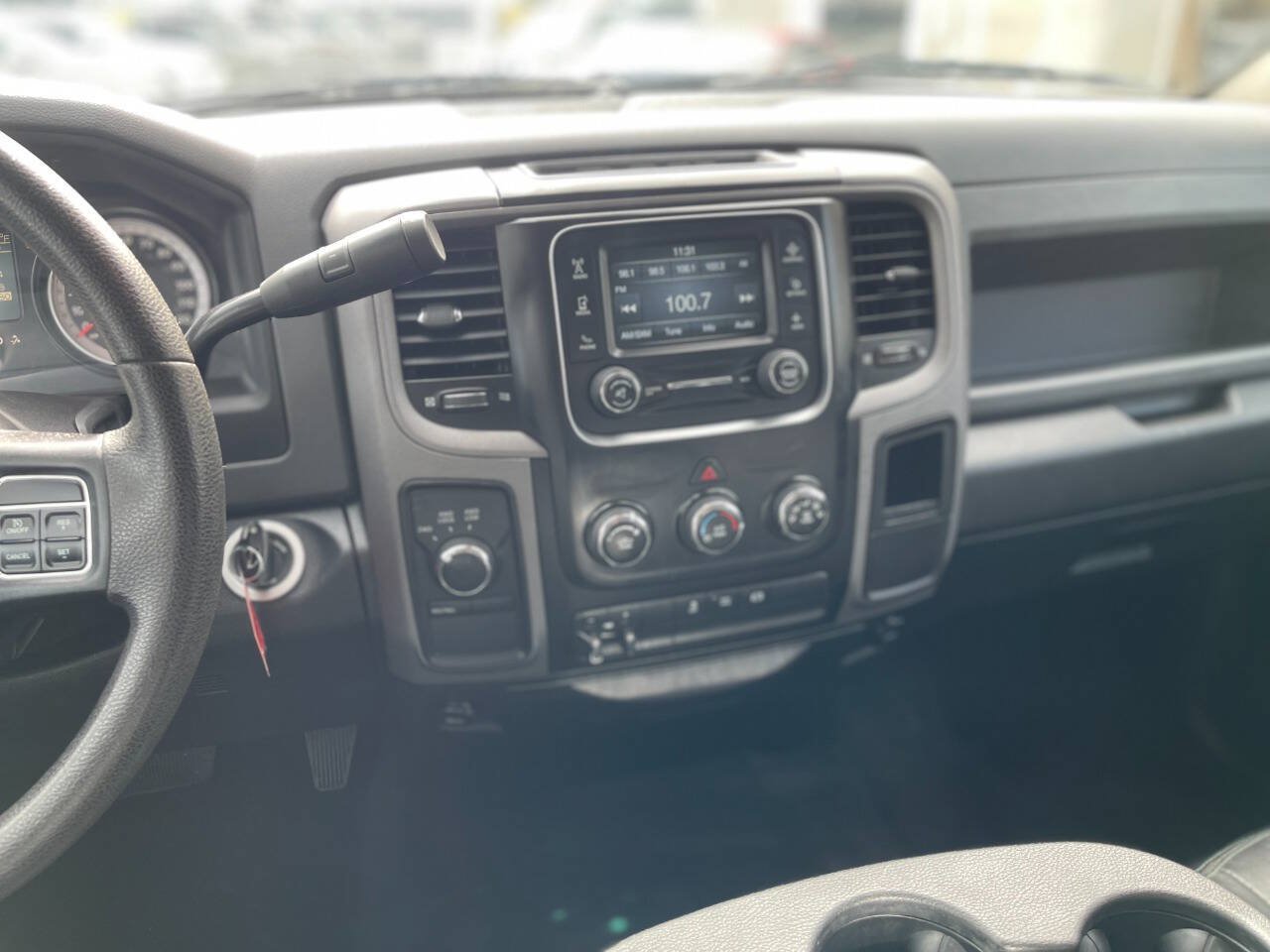 Used 2015 RAM 2500 Tradesman w/ Chrome Appearance Group AWD/4WD image 23