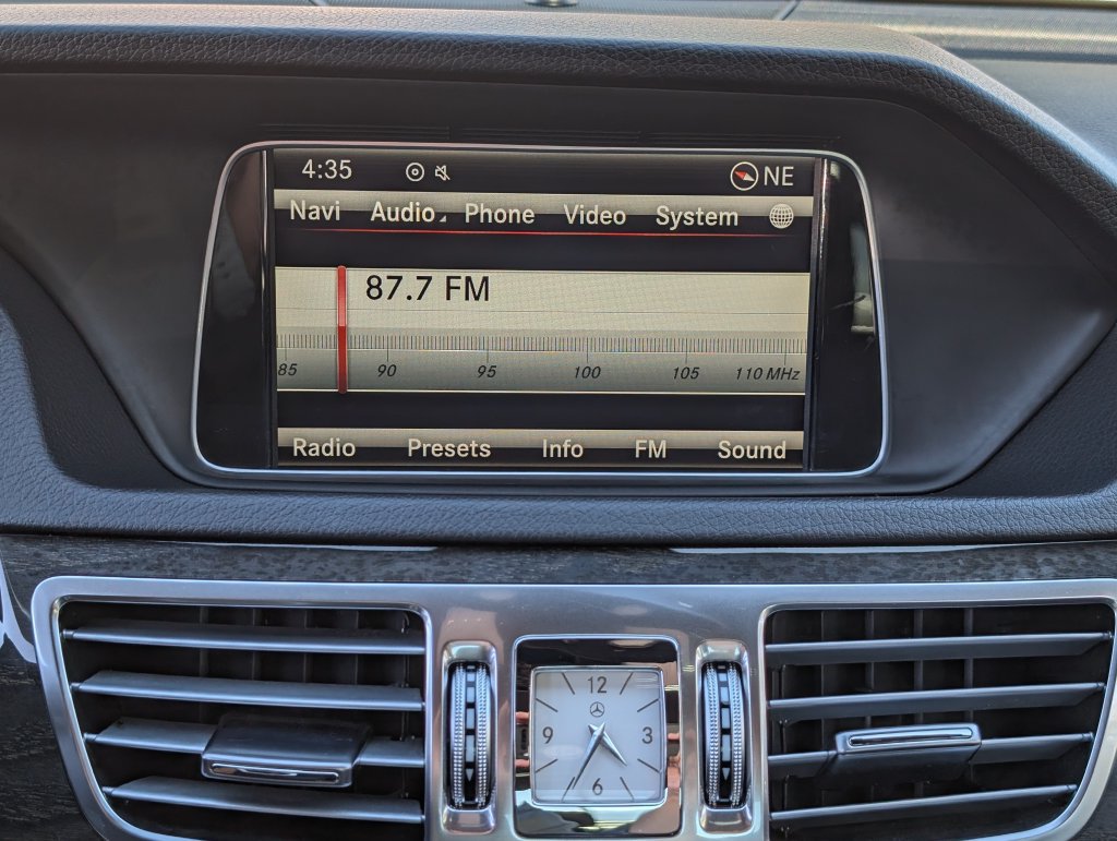 Used 2014 Mercedes-Benz E 350 4MATIC Sedan image 15
