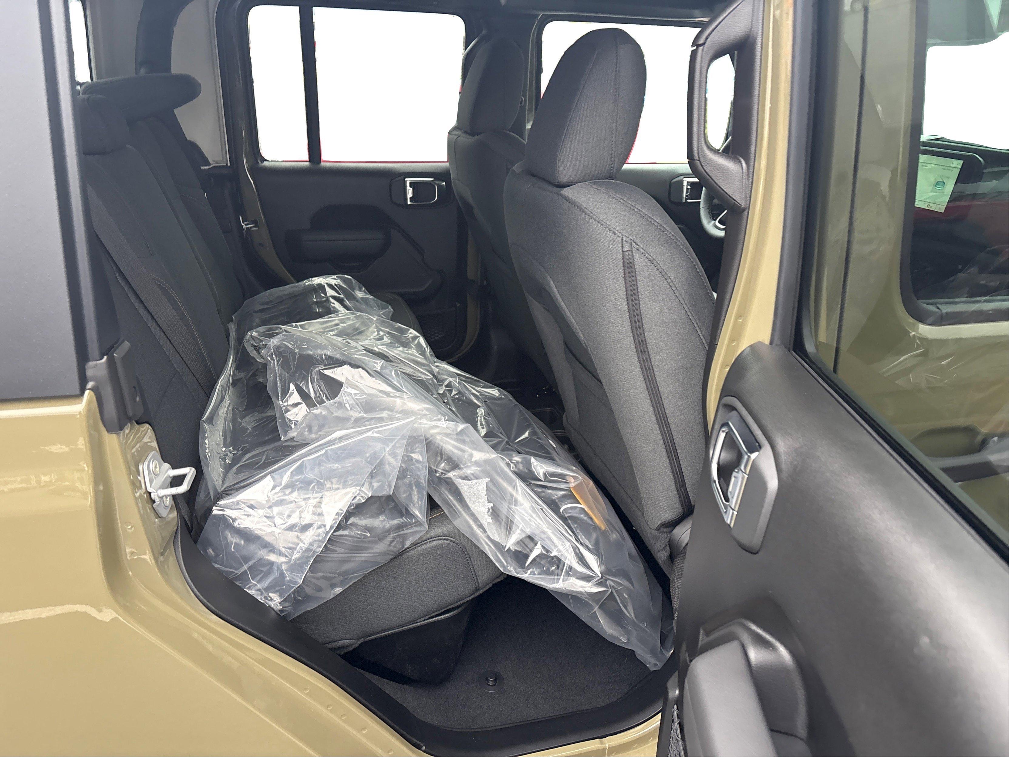 New 2025 Jeep Gladiator Sport image 20