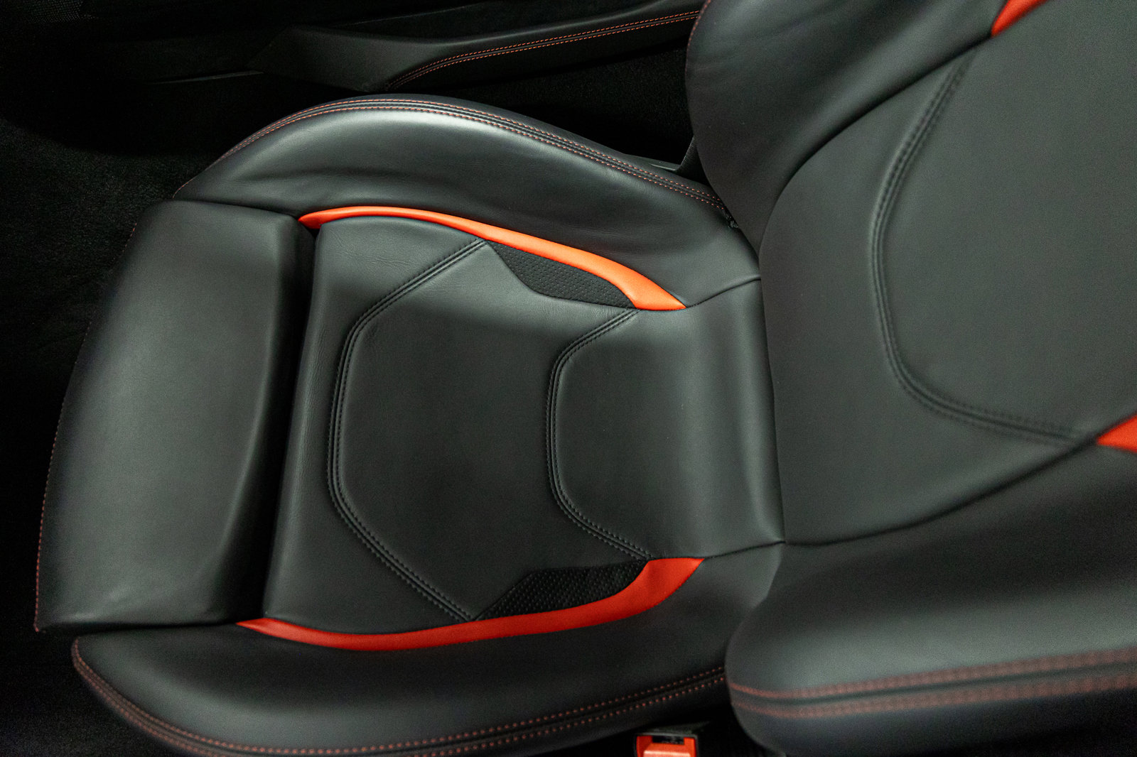 Used 2022 Ferrari 296 GTB image 45