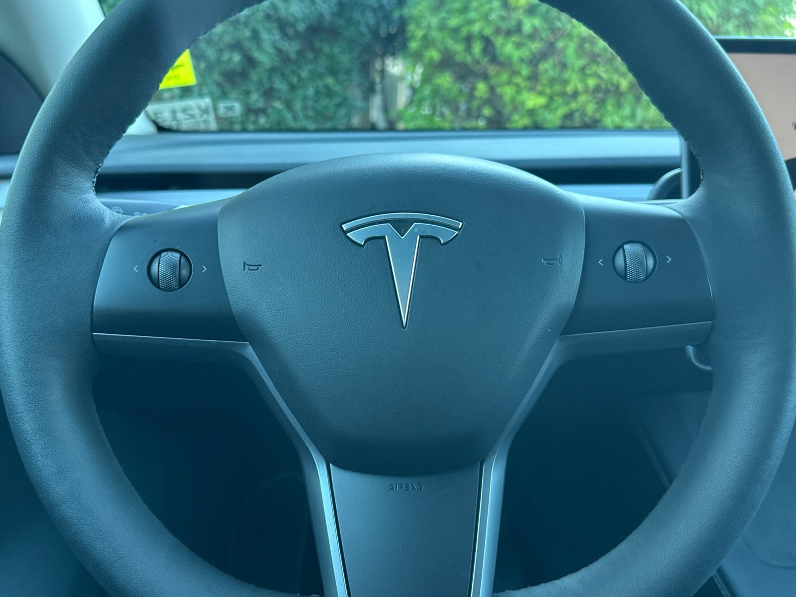 Used 2023 Tesla Model Y Long Range image 23