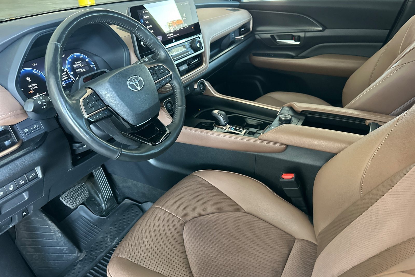 Certified 2024 Toyota Grand Highlander AWD Hybrid image 9