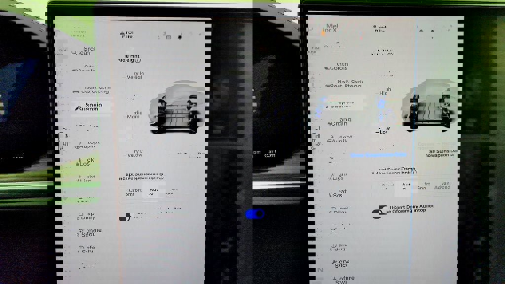 Used 2024 Tesla Model X image 19