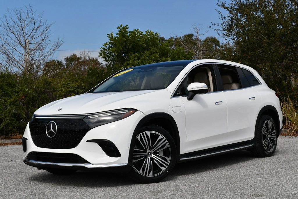 Used 2023 Mercedes-Benz EQS 450+ SUV image 23
