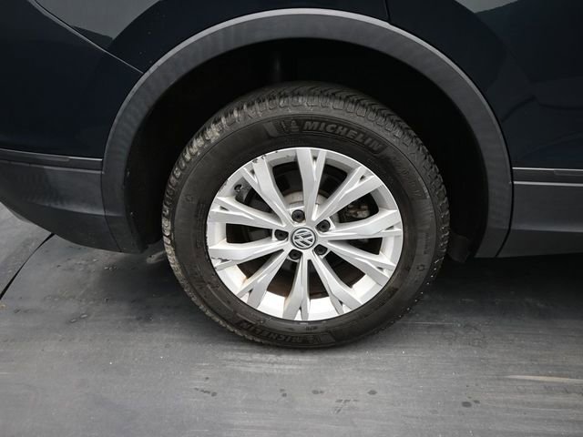 Used 2018 Volkswagen Tiguan S FWD image 39