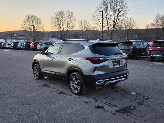 Certified 2023 Kia Seltos S image 6