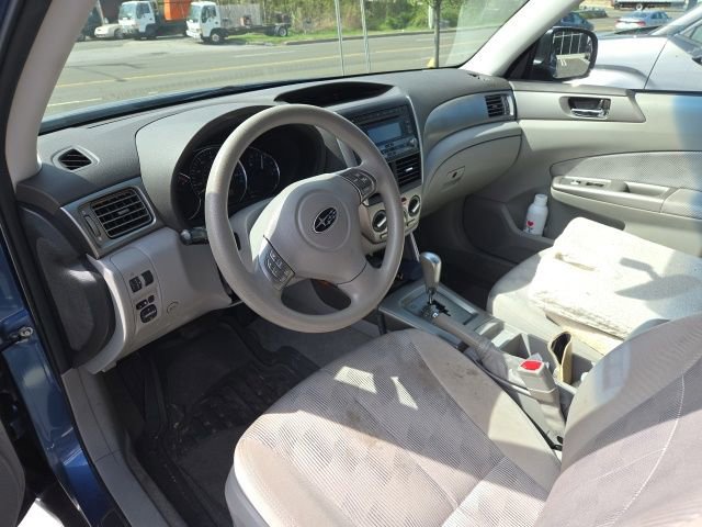 Used 2010 Subaru Forester 2.5X Premium AWD/4WD image 2