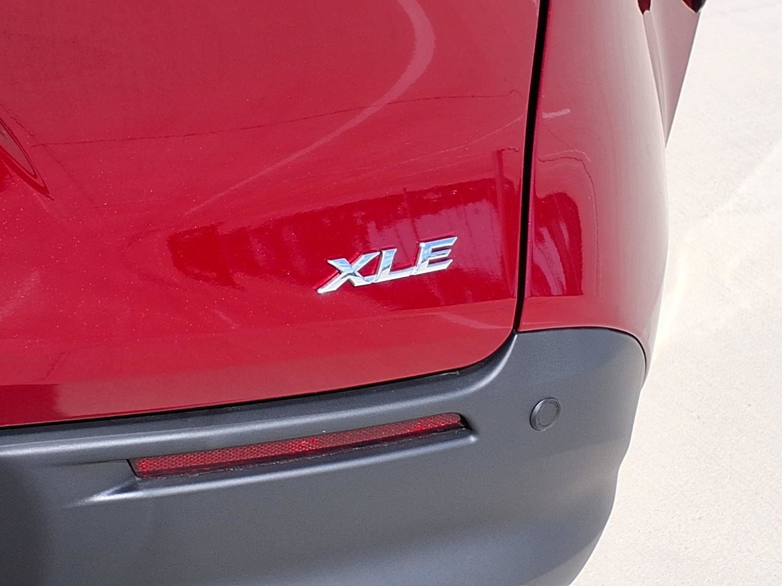 New 2026 Toyota Sienna XLE FWD image 30