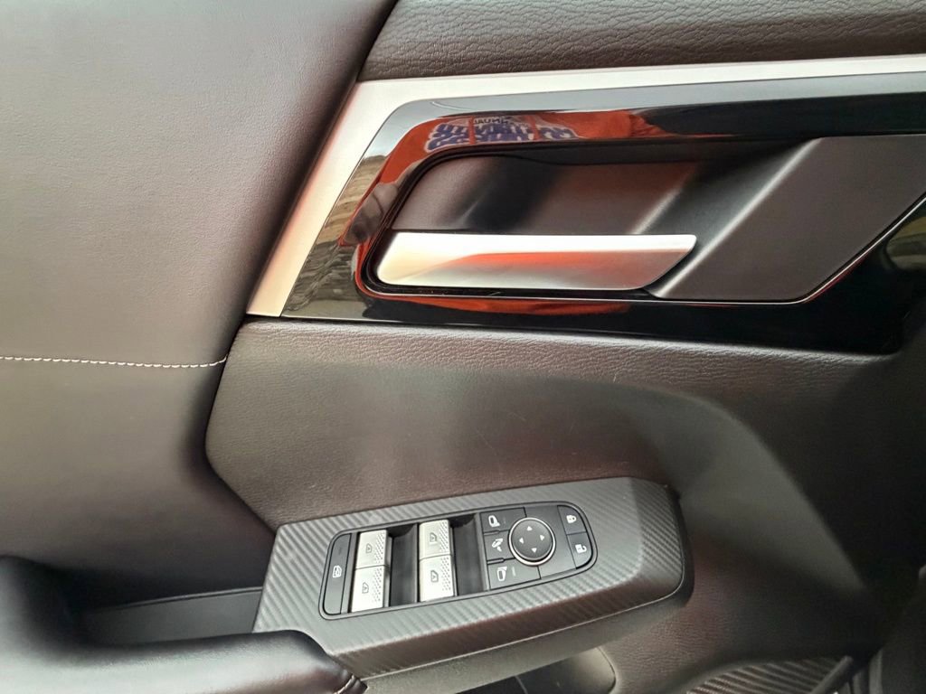 Used 2023 Mitsubishi Outlander SE image 26