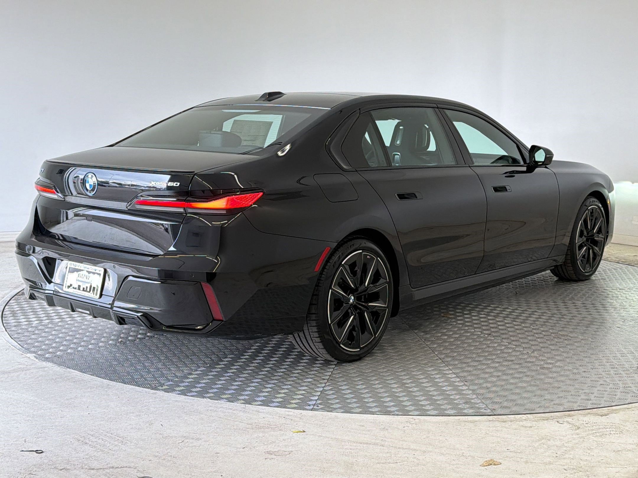 New 2026 BMW i7 xDrive60 AWD/4WD image 9