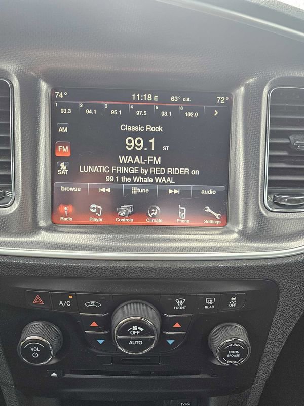 Used 2013 Dodge Charger SXT image 17