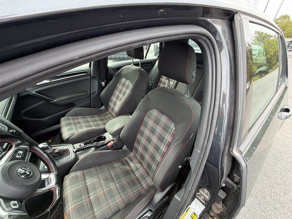 Used 2017 Volkswagen GTI Sport FWD image 7