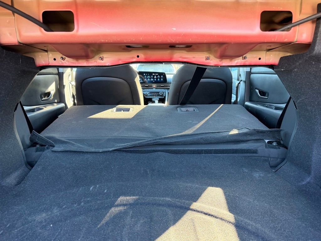 Used 2024 Hyundai Elantra SEL FWD image 32