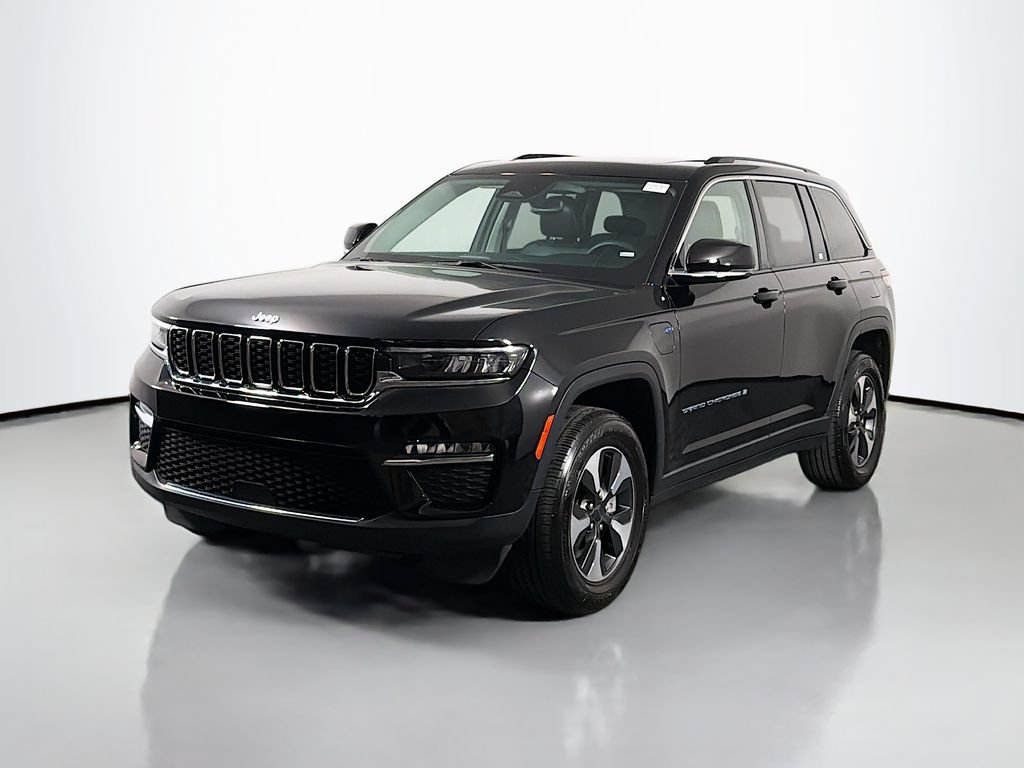 Used 2024 Jeep Grand Cherokee Limited 4xe AWD/4WD image 3