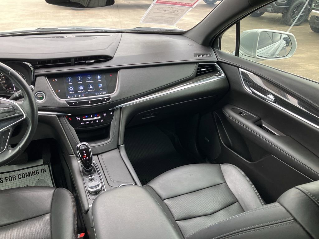 Used 2020 Cadillac XT5 Premium Luxury w/ LPO, Floor Liner Package image 20