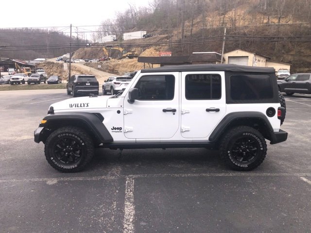 Used 2021 Jeep Wrangler Unlimited Sport image 2