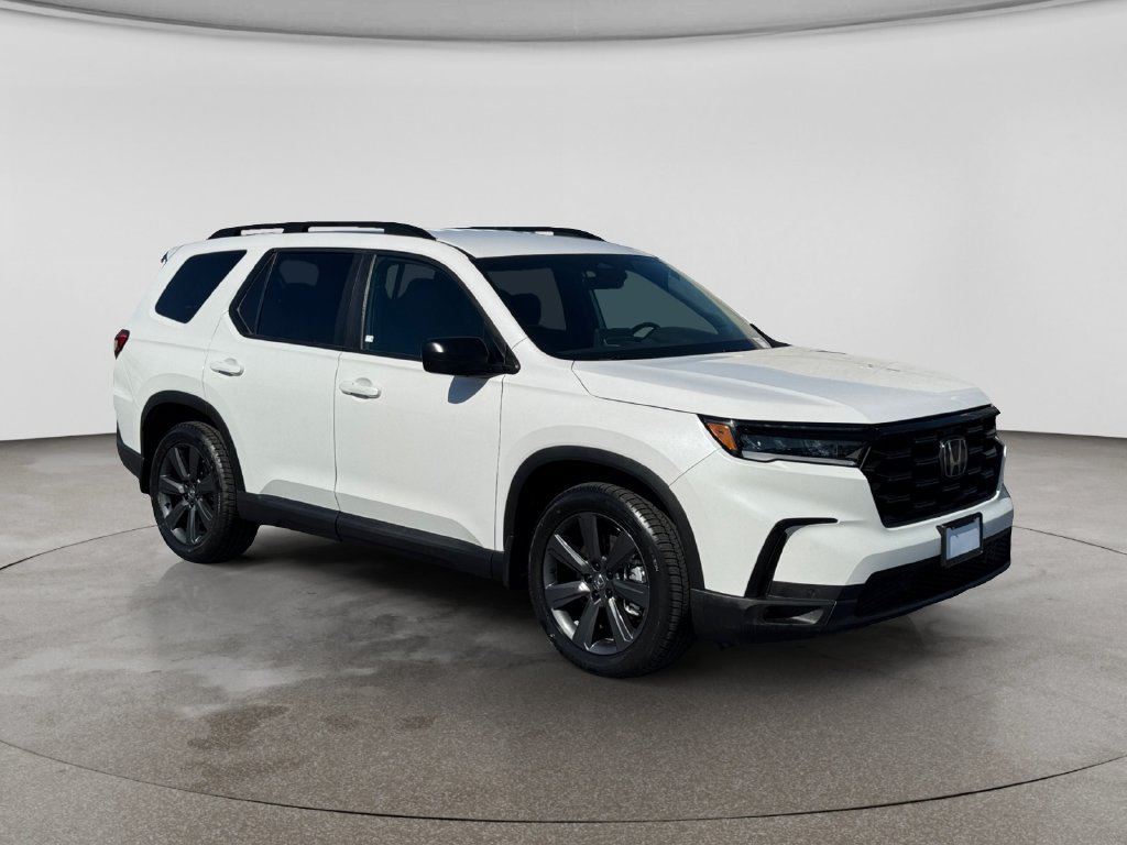 Used 2023 Honda Pilot Sport image 7