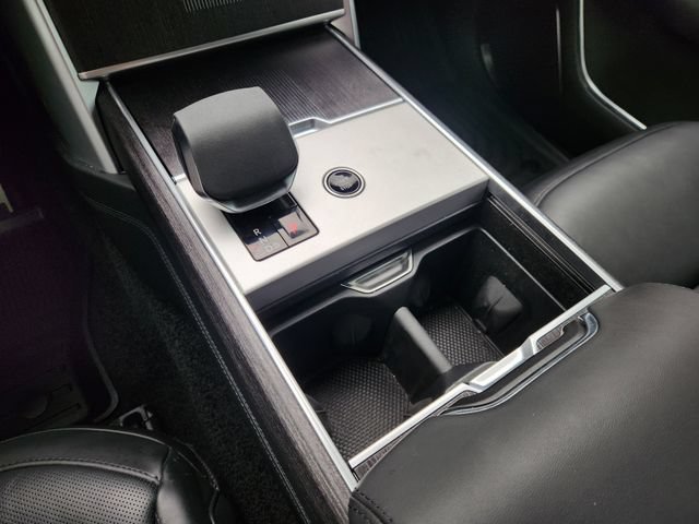 Used 2025 Land Rover Range Rover Autobiography AWD/4WD image 23