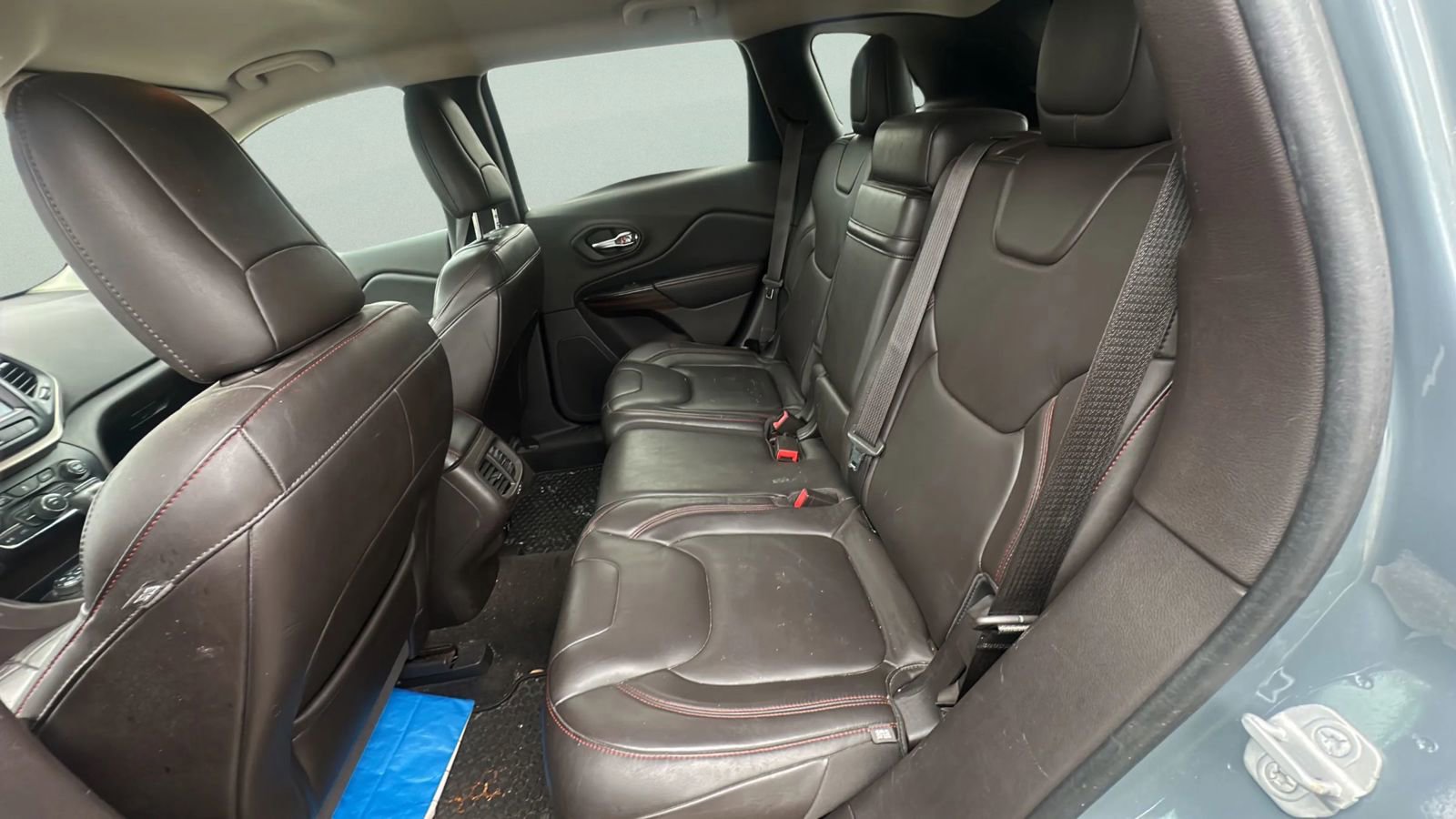 Used 2014 Jeep Cherokee Trailhawk w/ Leather Interior Group image 17