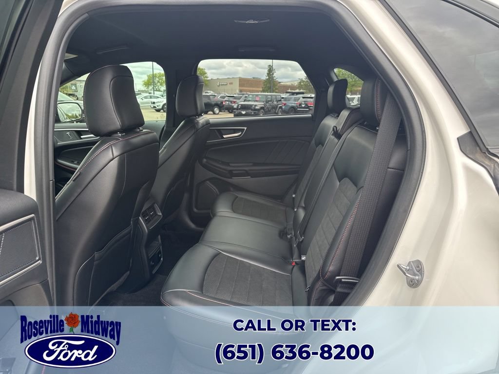 Used 2022 Ford Edge ST-Line AWD/4WD image 28