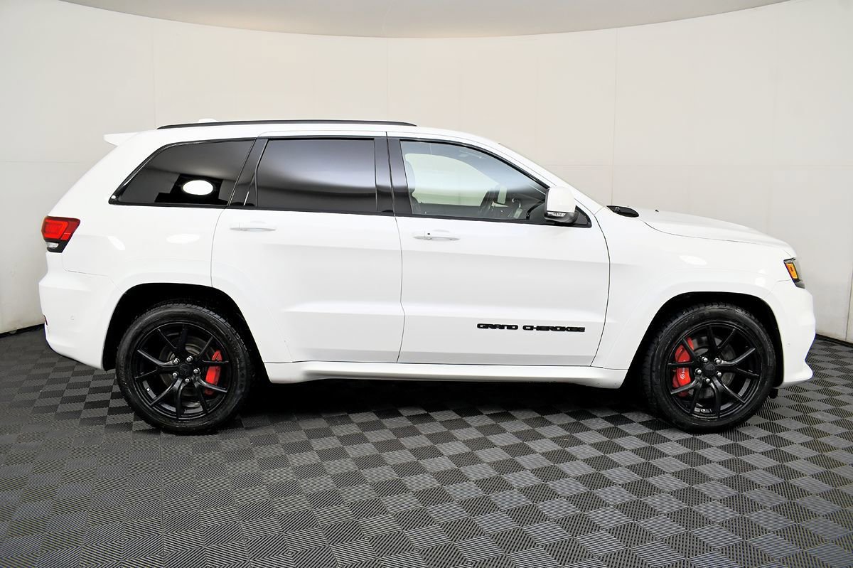 Used 2019 Jeep Grand Cherokee SRT AWD/4WD image 8