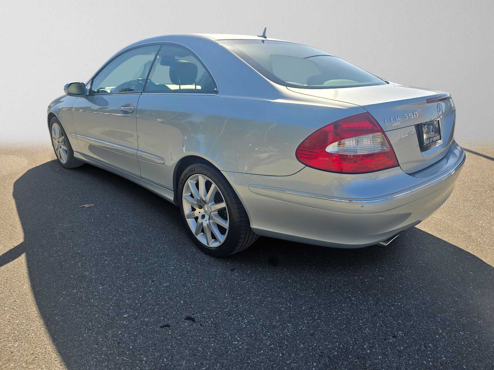 Used 2007 Mercedes-Benz CLK 350 Coupe image 5